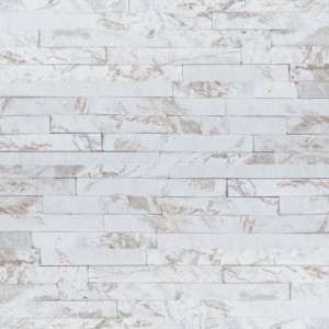Piatra Naturala-S1983 STM83BR - 15X60 cm, în nuanțe elegante de alb cu insertii aurii